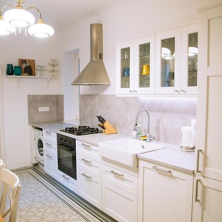 Velky 3-Izbovy Apartman Bratislava-Stare Mesto Eksteriør billede